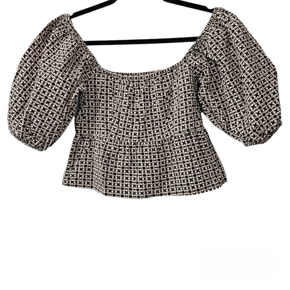 ❤️Sim & Sam Short Puff Sleeve Smocked Peplum Cropped Blouse